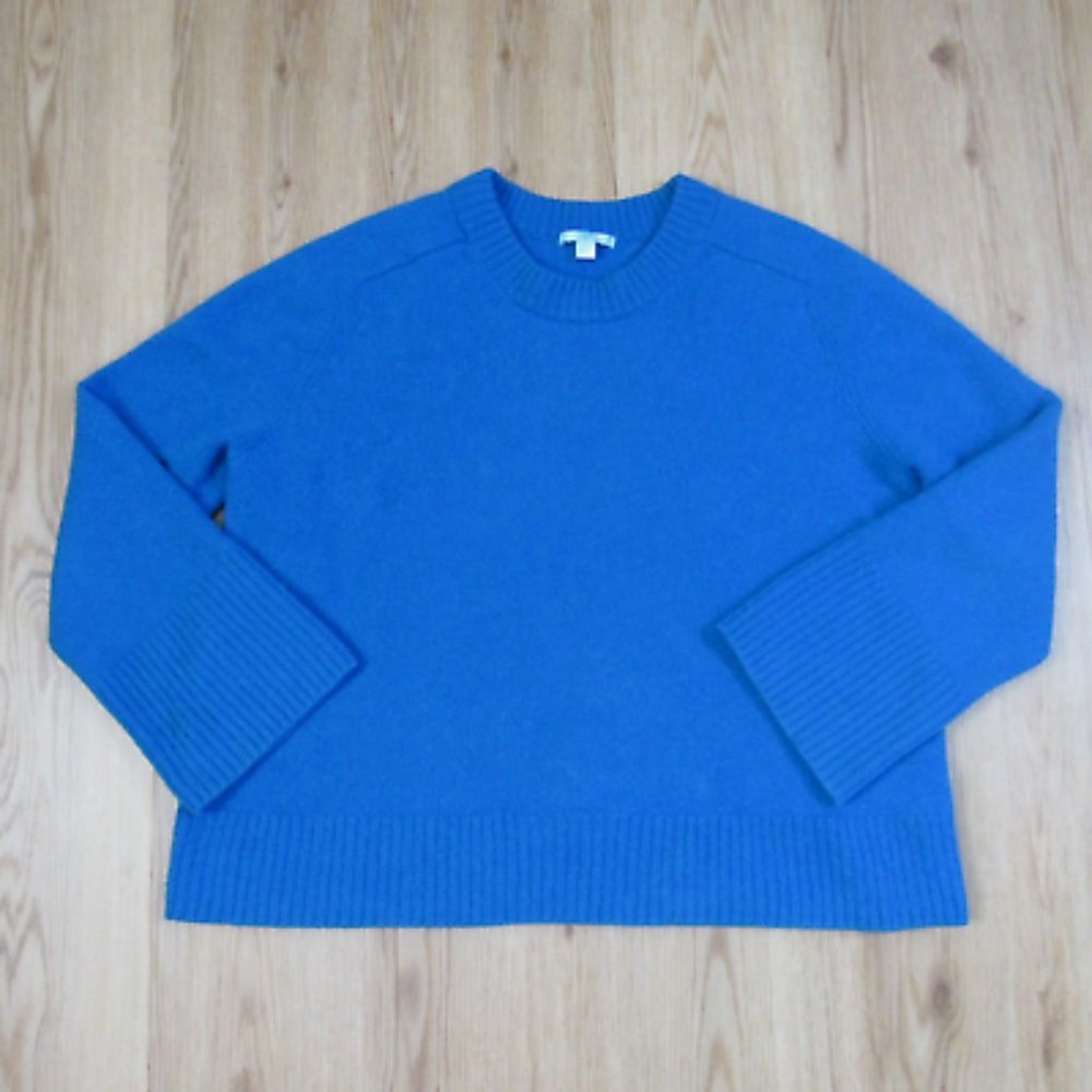 COS 100% Cashmere Crewneck Sweater Size Medium Blue Cozy